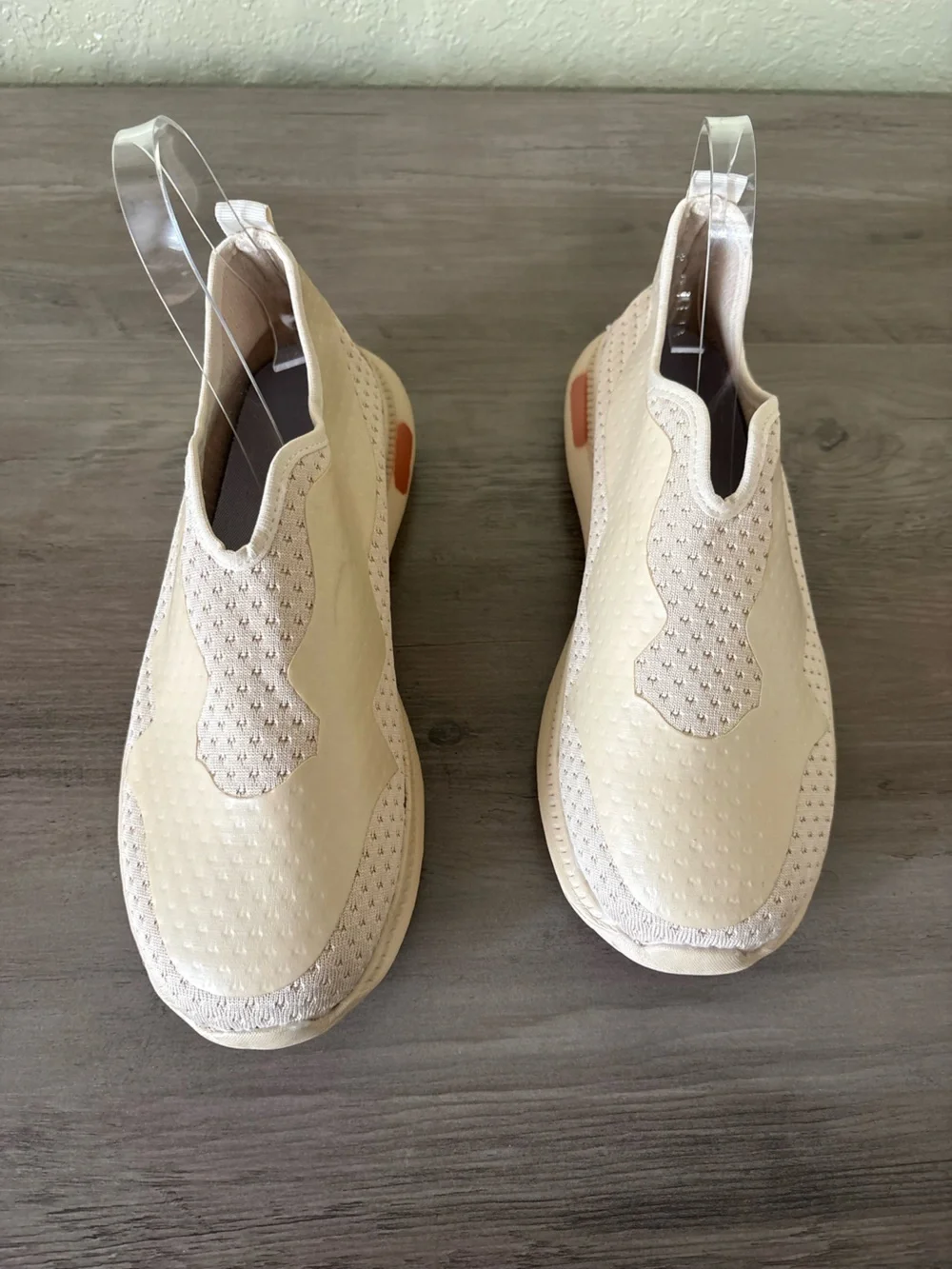 Men’s Beige Slip-On Walking Shoes Size 13 Lightweight Comfort Sneakers NWOT